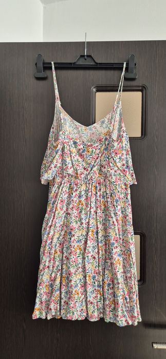 Rochie cu flori H&M marimea S
