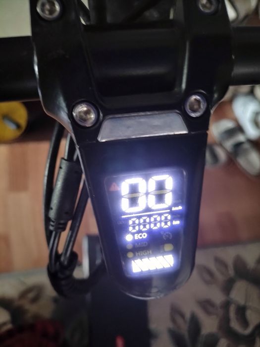 электро самокат Boogist C1 pro