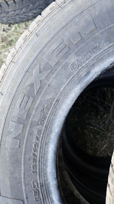 4бр гуми 215 70 15С нексен nexen