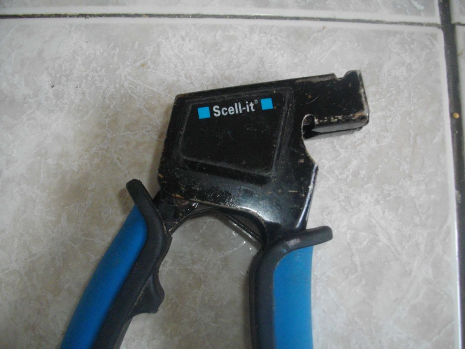 M3-M8-Френски Профи Клещи За Дюбели Гипсокартон- MOLLY/JUNIOR Scell-it