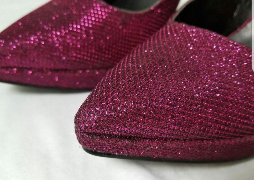 Nine wesr/  Napapijri       .