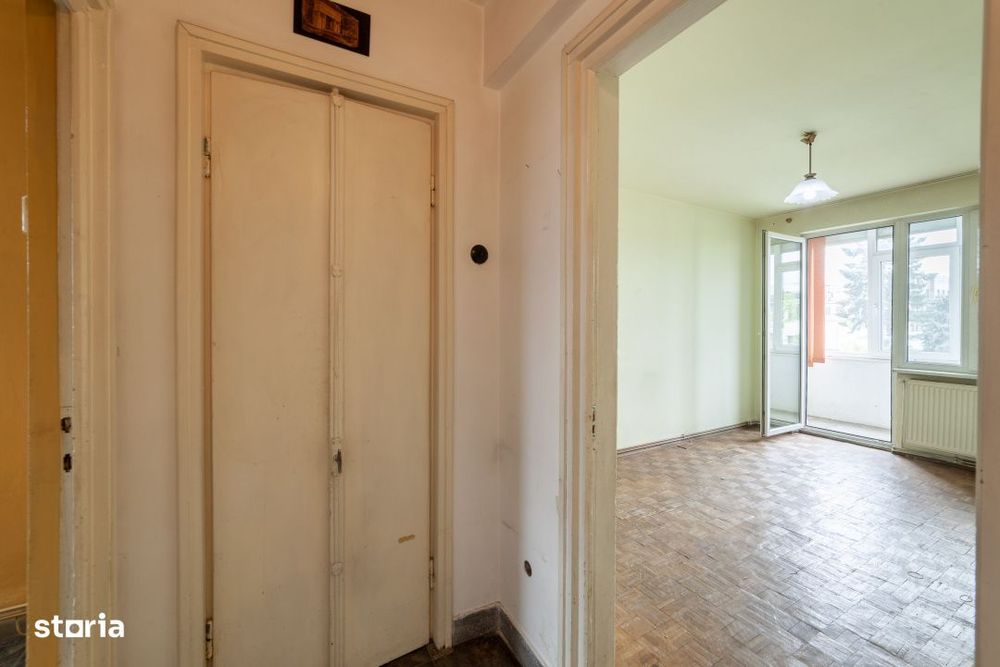 Apartament 2 camere et 3/4 Central, Pitesti