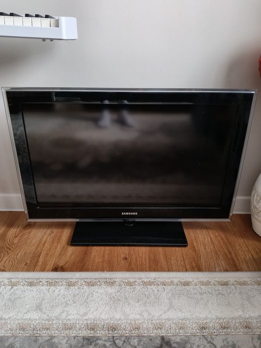 Телевизор Samsung 32