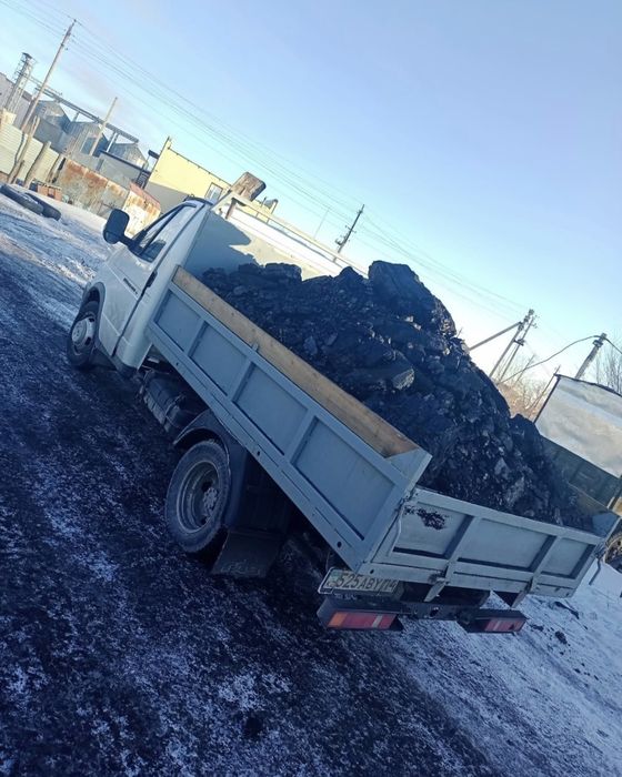 Угол тоннами  мешками о