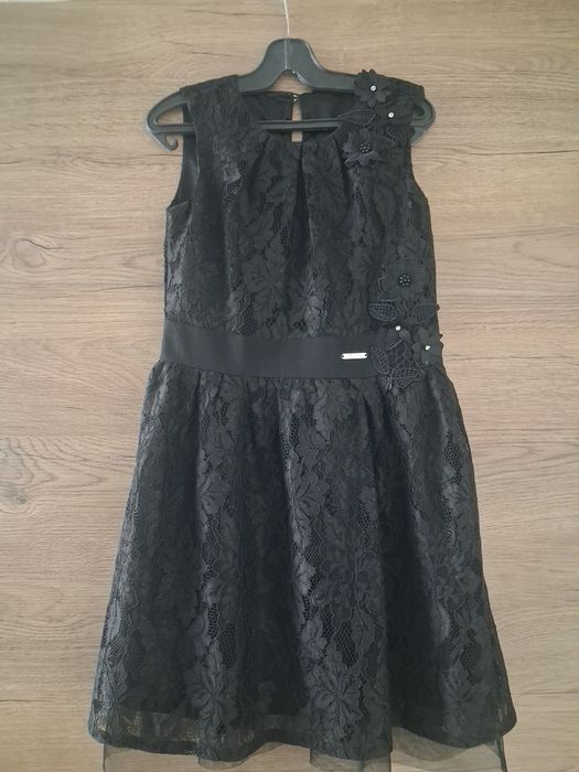 Маркови дрехи за момиче 9-11г.