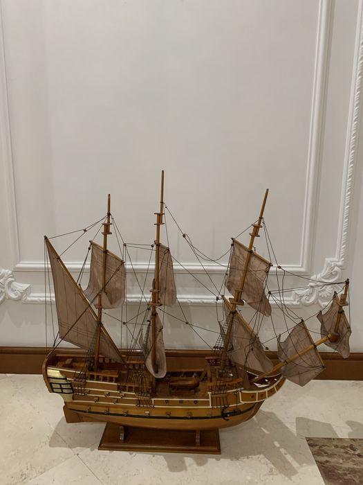 Продаю модель корабля