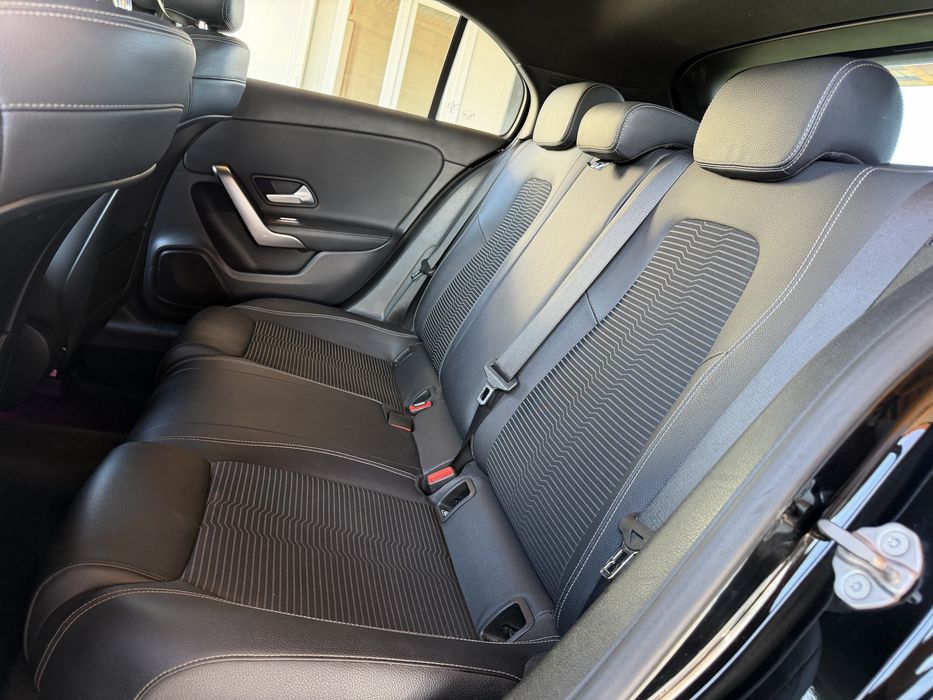 Mercedes-Benz A180d A class 2020 1.5diesel  led lane assist scaune incalite ambietale navi Rate/leasing/buy/back