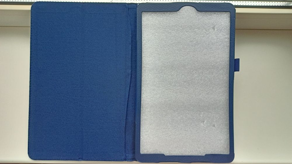 Продам новый чехол на планшет