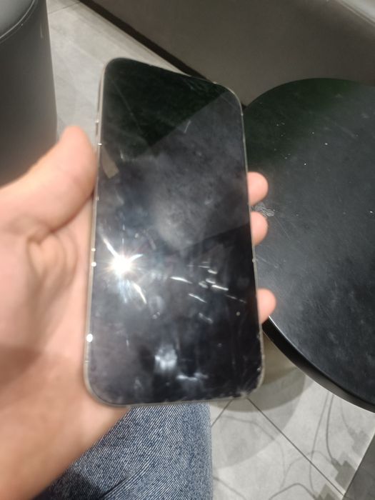 iPhone 16 pro  128 Gb