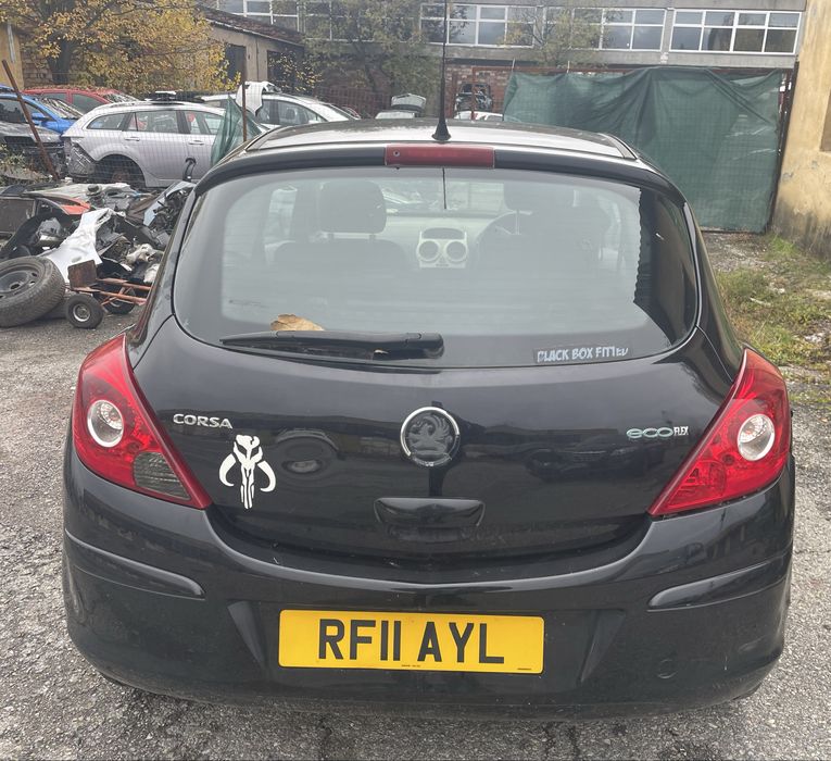 Opel corsa d 1.0 i на части