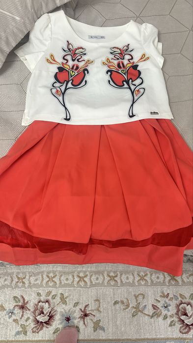 Продам платье костюм двойка