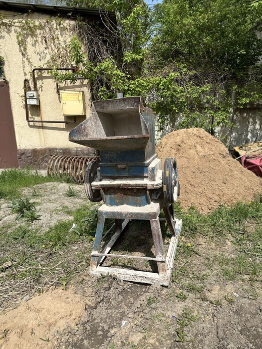 Продам дробилку барабанную увиверсальную