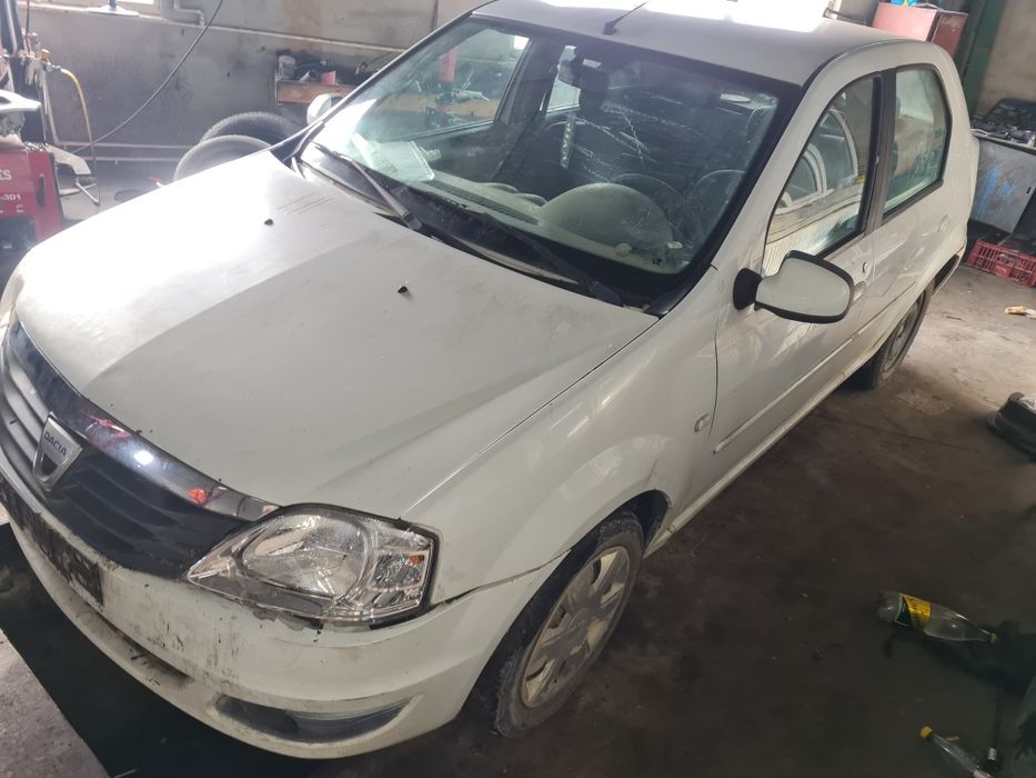 Dezmembrez Dacia Logan Facelift 2010 1.2 benzina