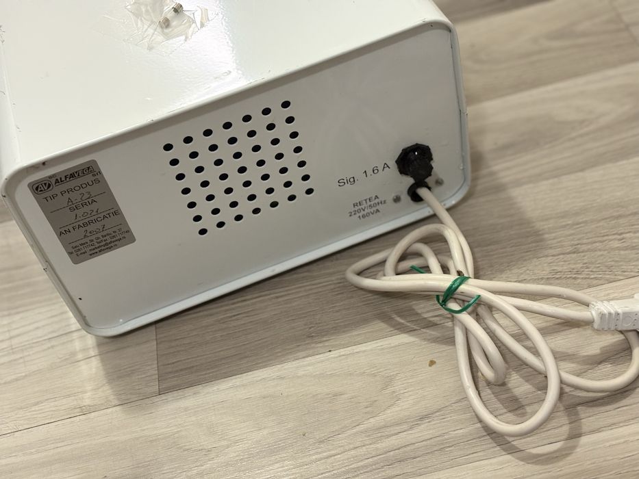 Sursă de tensiune didactică Alfa Vega (100W / 5A) – Stare ca nouă