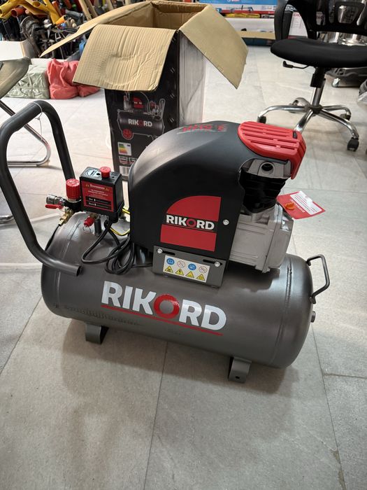 Компрессор бесшумный “Rikord” 30/50L безшумный
