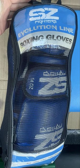 Боксови ръкавици