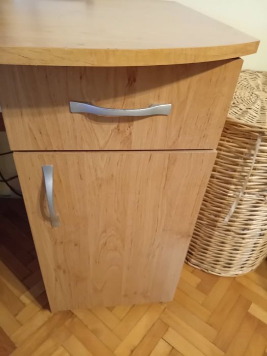 Ученическо бюро 120 лв.