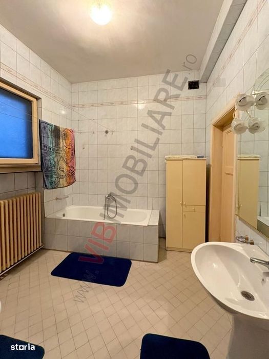 UNIRII-MIRCEA VODA, apartament in vila interbelica, 6 camere, 190 mp