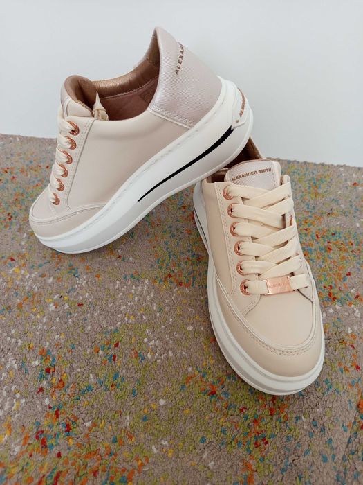 Alexander Smith - сникърси