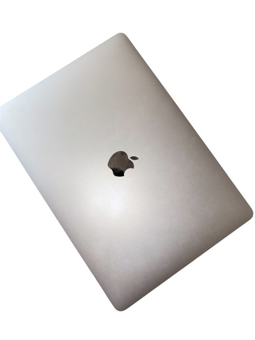 Macbook air 13” 2020 M1 8cores