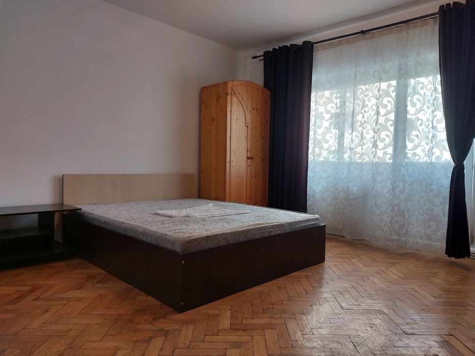 Persoana fizica inchiriez ap 1 cam pacurari