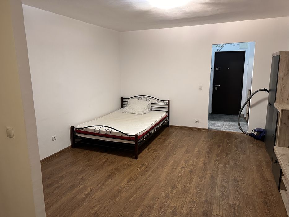 Inchiriez garsoniera manastur