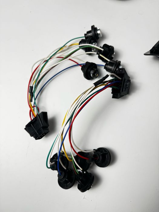 Фонари задние на BMW E36 темные