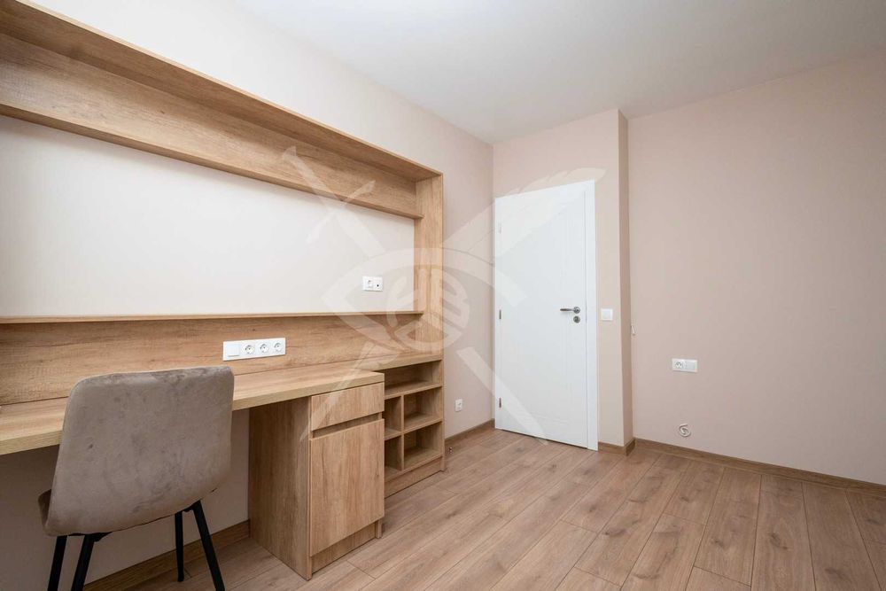 Дава се под наем Тристаен апартамент в София, Лагера - 109 кв.м за 1300 € - Снимка #8