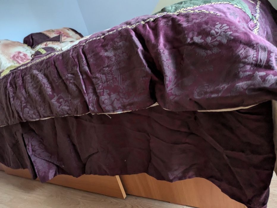 Set de pat cu Plapumă decorativa și fete pernă