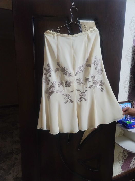 Вечерние платья в отличном состоянии