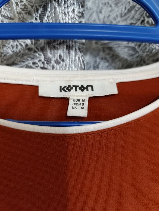 Женское платье//