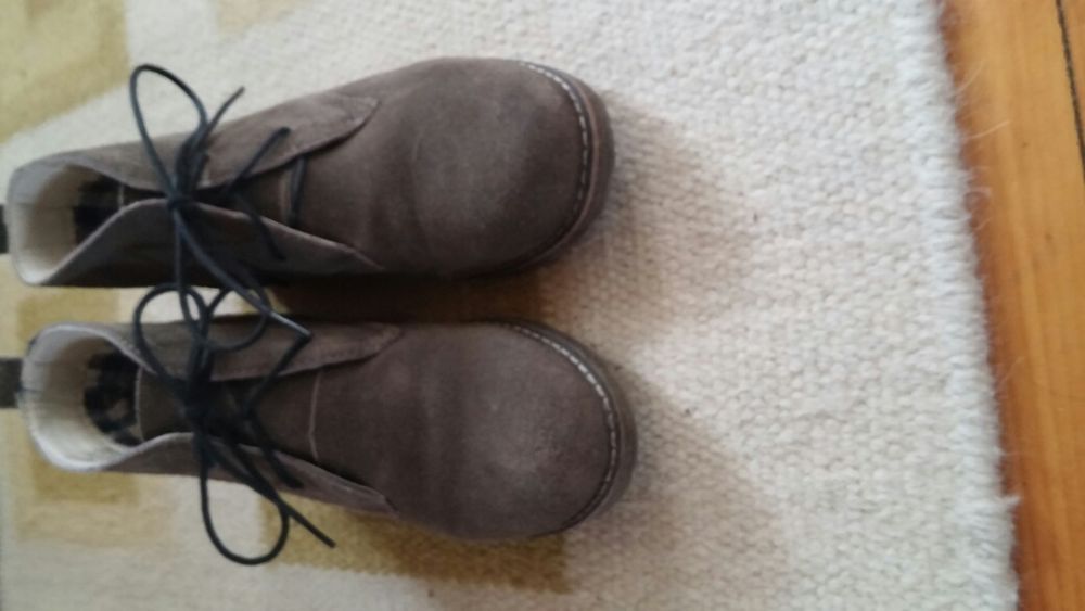 Продавам дамски боти