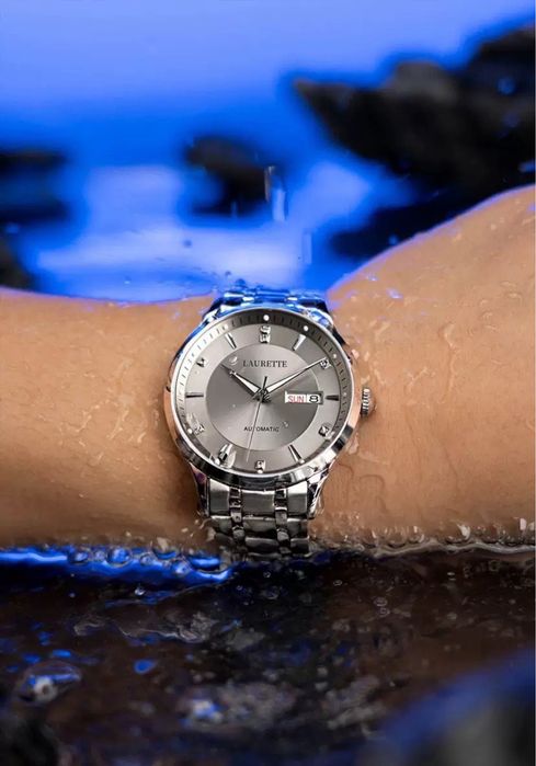 Часы наручные продам