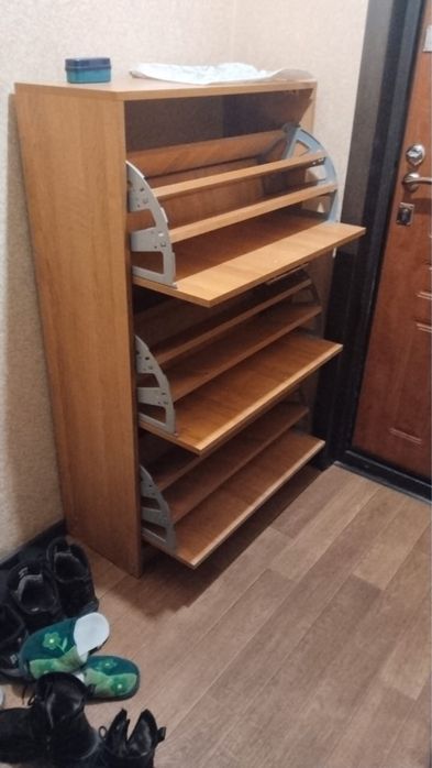 Продается обувница для прихожей