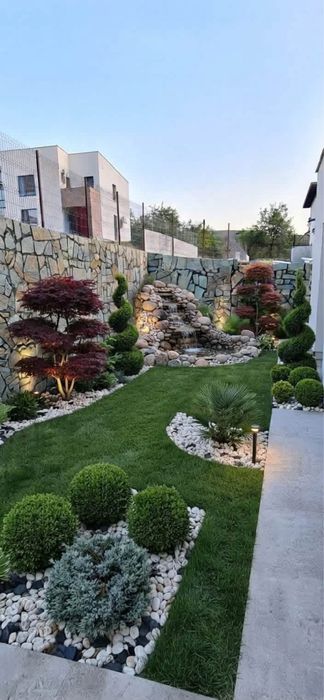 Plante ornamentale,gazon rulou,piatra decorativa,spartura alba,fantazi ratezieje,piatra cubica ,livram si montam in toata tara personal,oferim factura
