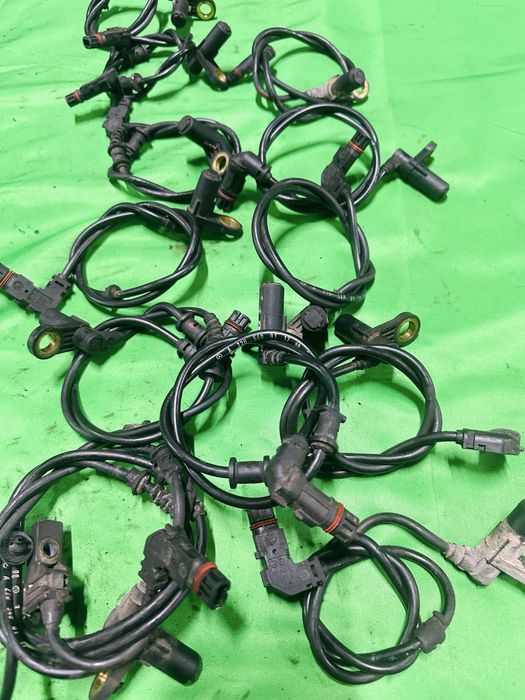 Мерседес датчик абс ABS сенсор на разный модель бу оригинал авторазбор