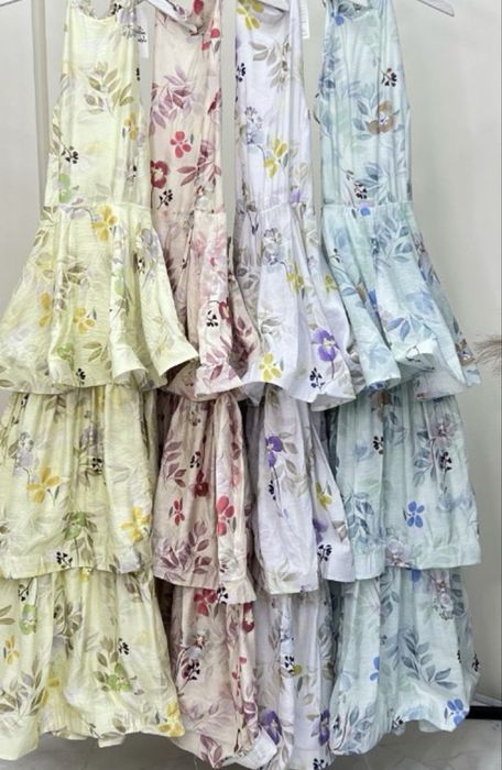 Все платья по 5000 тенге