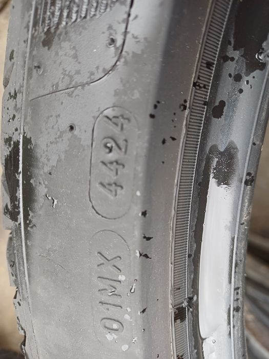 Гуми 235/40/19 Мишелин