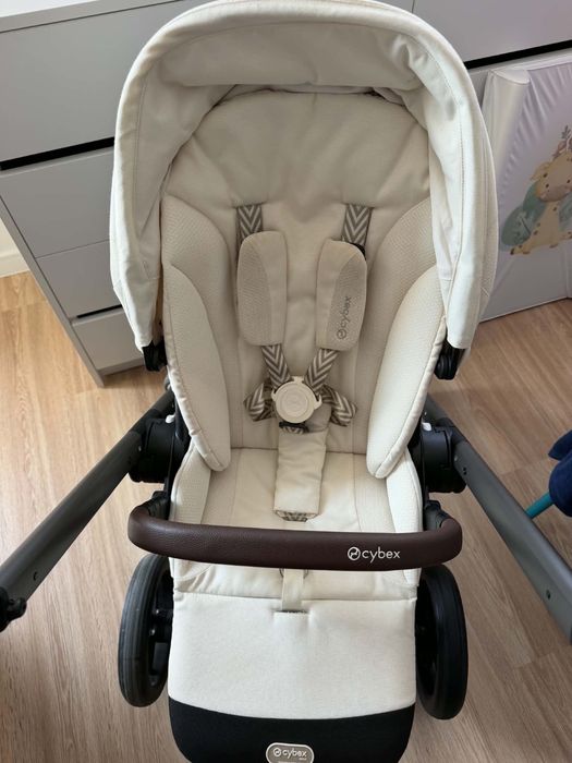 Cybex Balios S Lux само с летен кош