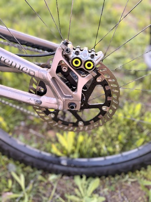 Велосипед Commencal V4 2024