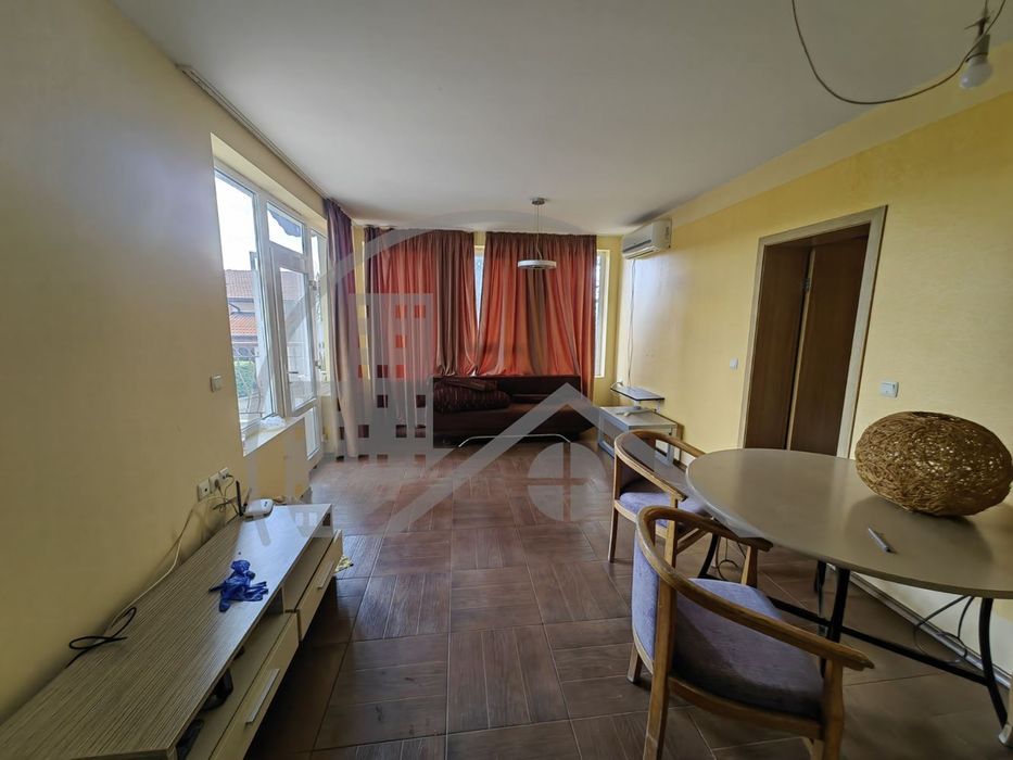 Продава се Тристаен апартамент в с. Рогачево, Област Добрич - 79 кв.м за 1013 €/кв.м - Снимка #2