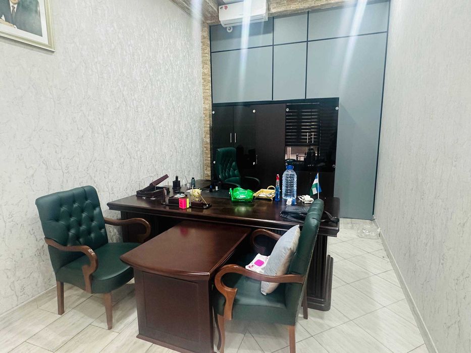Сдаётся офис 50 м2 на первой линии