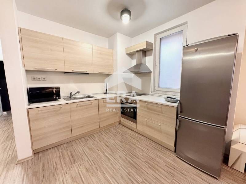 Продава се Тристаен апартамент в София, Манастирски ливади - 127 кв.м за 1285 €/кв.м - Снимка #2