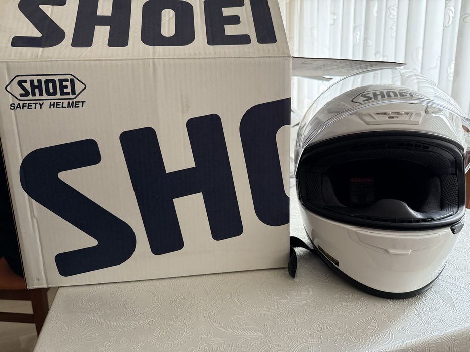 Каска NXR Helmet Shoei white