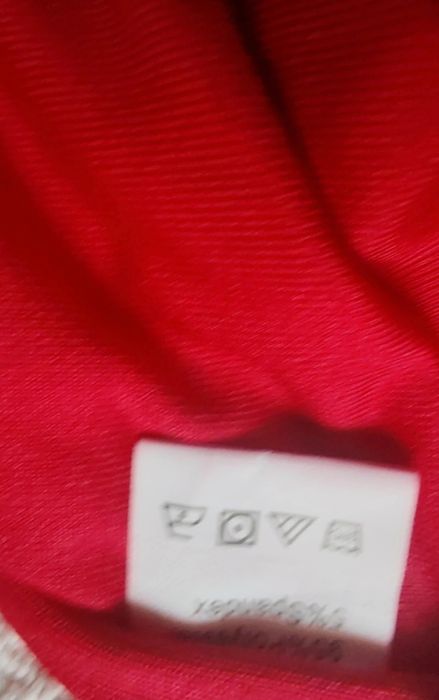 Rochie mărimea XS, noua cu eticheta, Velane, de culoare rosie.