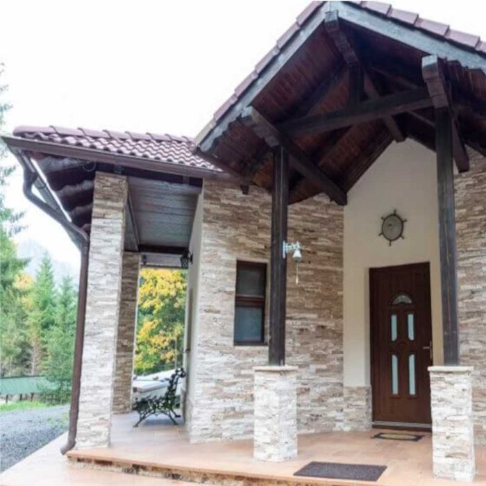 Travertin Bej Scapitat  15 x 5 x 2 cm 94,53 +TVA / mp