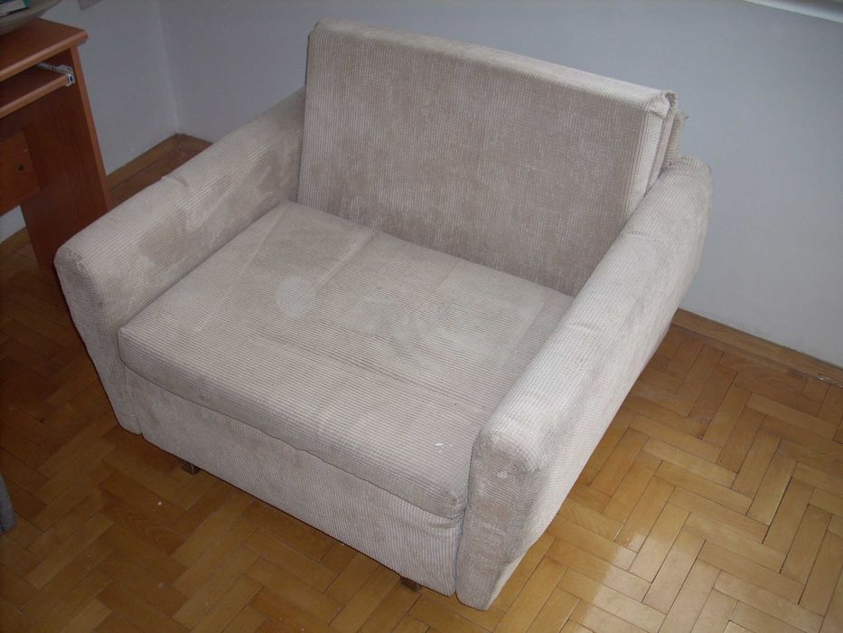 Продавам обзавеждане