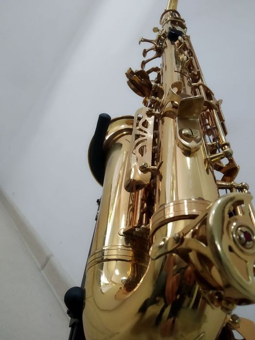 Srochna Saksafon Xitoy 4 yil chalingan