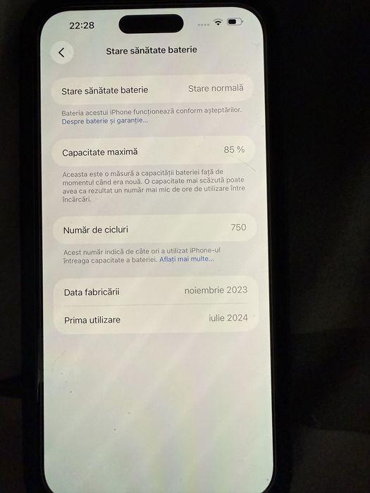 Vand iphone 15 plus roz