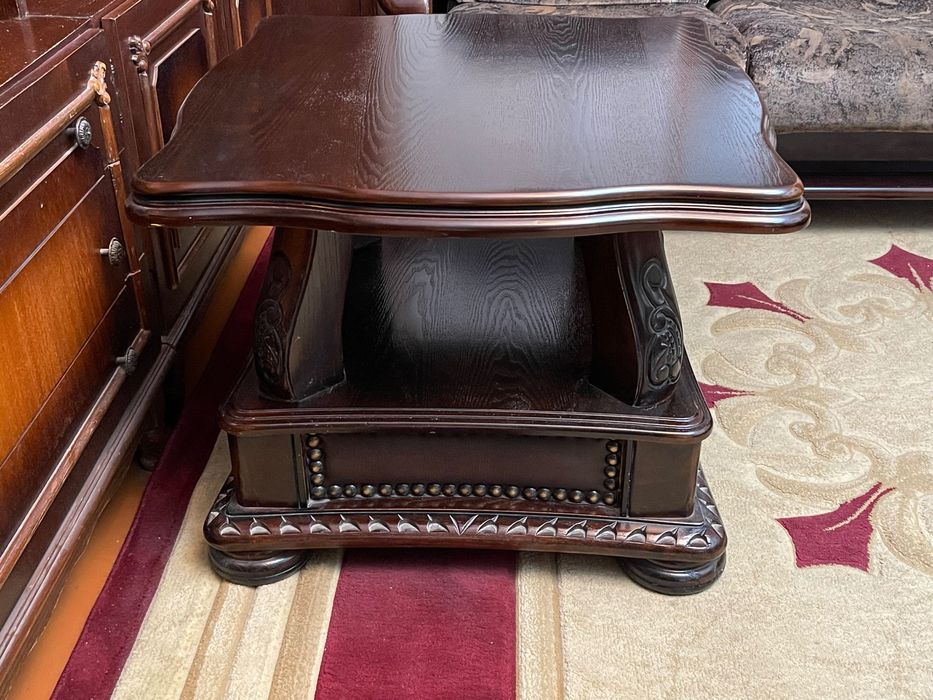 Срочно. Журнальный столик